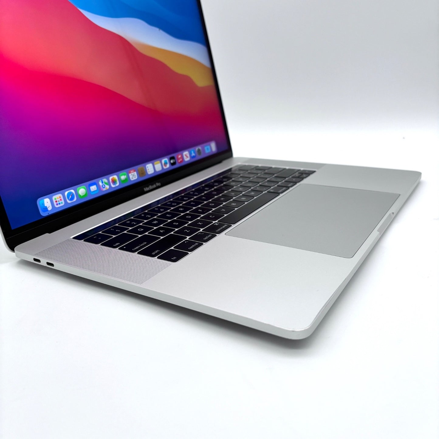 MacBook Pro 15" i7 16GB 256GB 2017