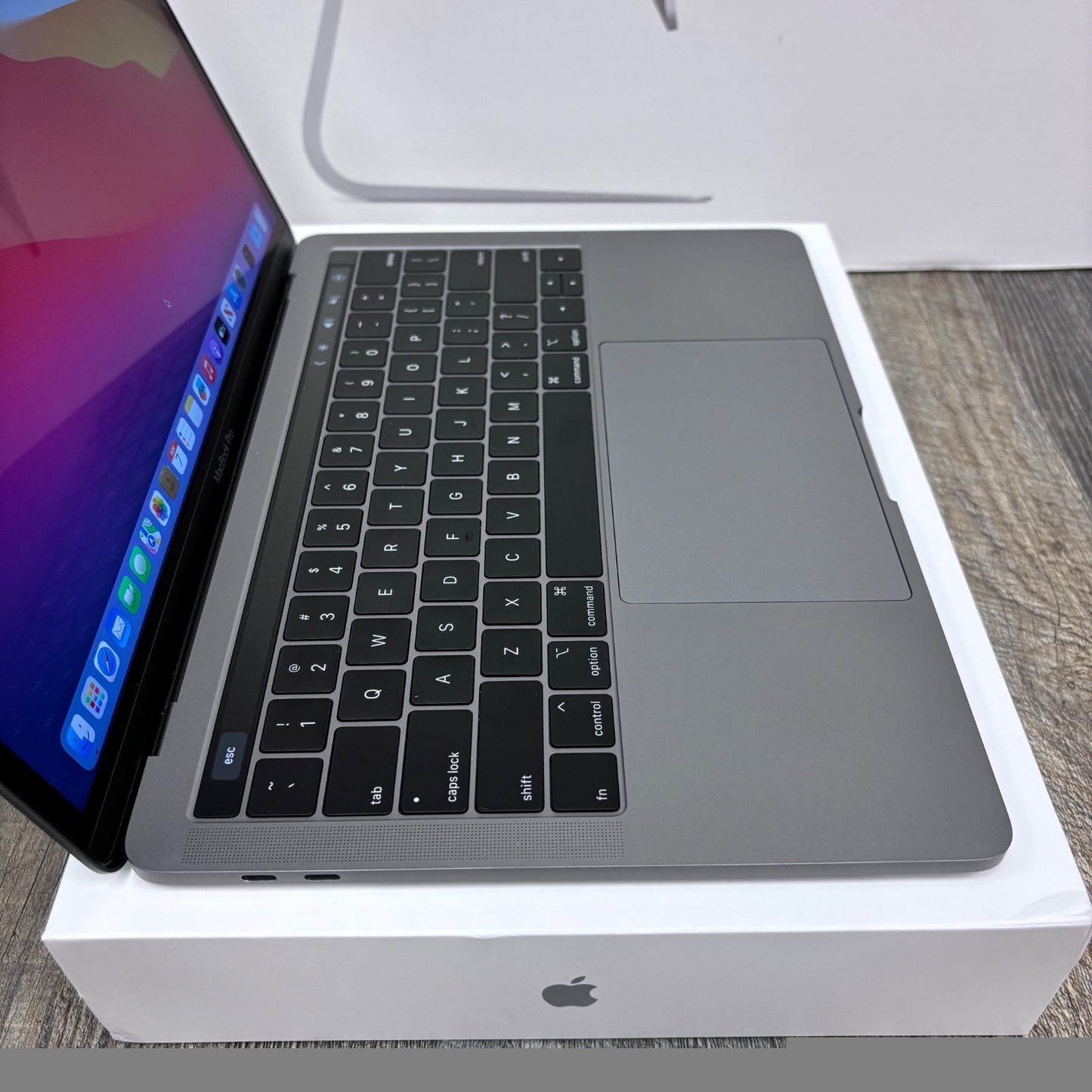 MacBook Pro 13" i7 16GB 512GB 2019