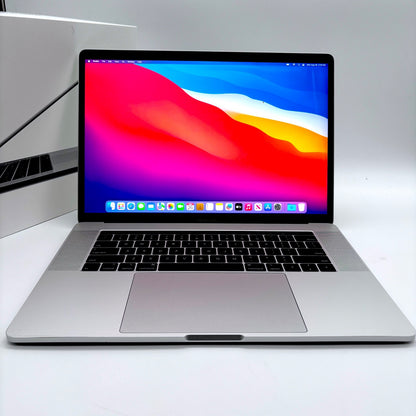 MacBook Pro 15" i7 16GB 256GB 2017