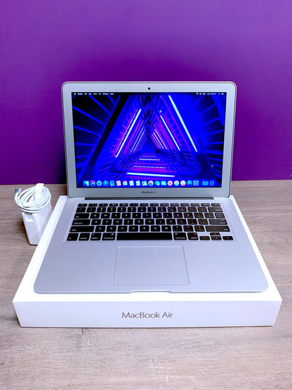 MacBook Air 13" i5 8GB 128GB Ultraligero