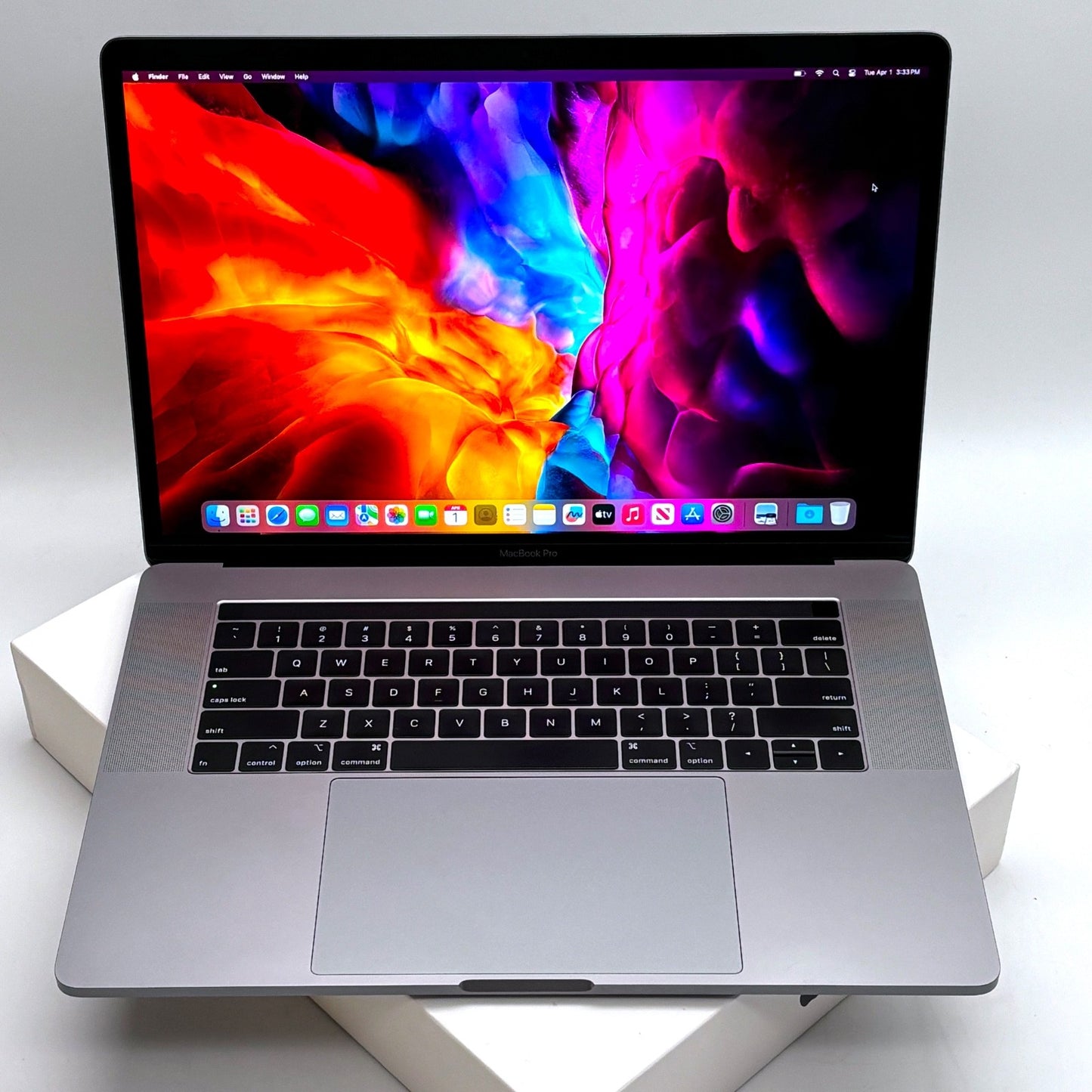 MacBook Pro 15" i7 16GB 256GB 2018
