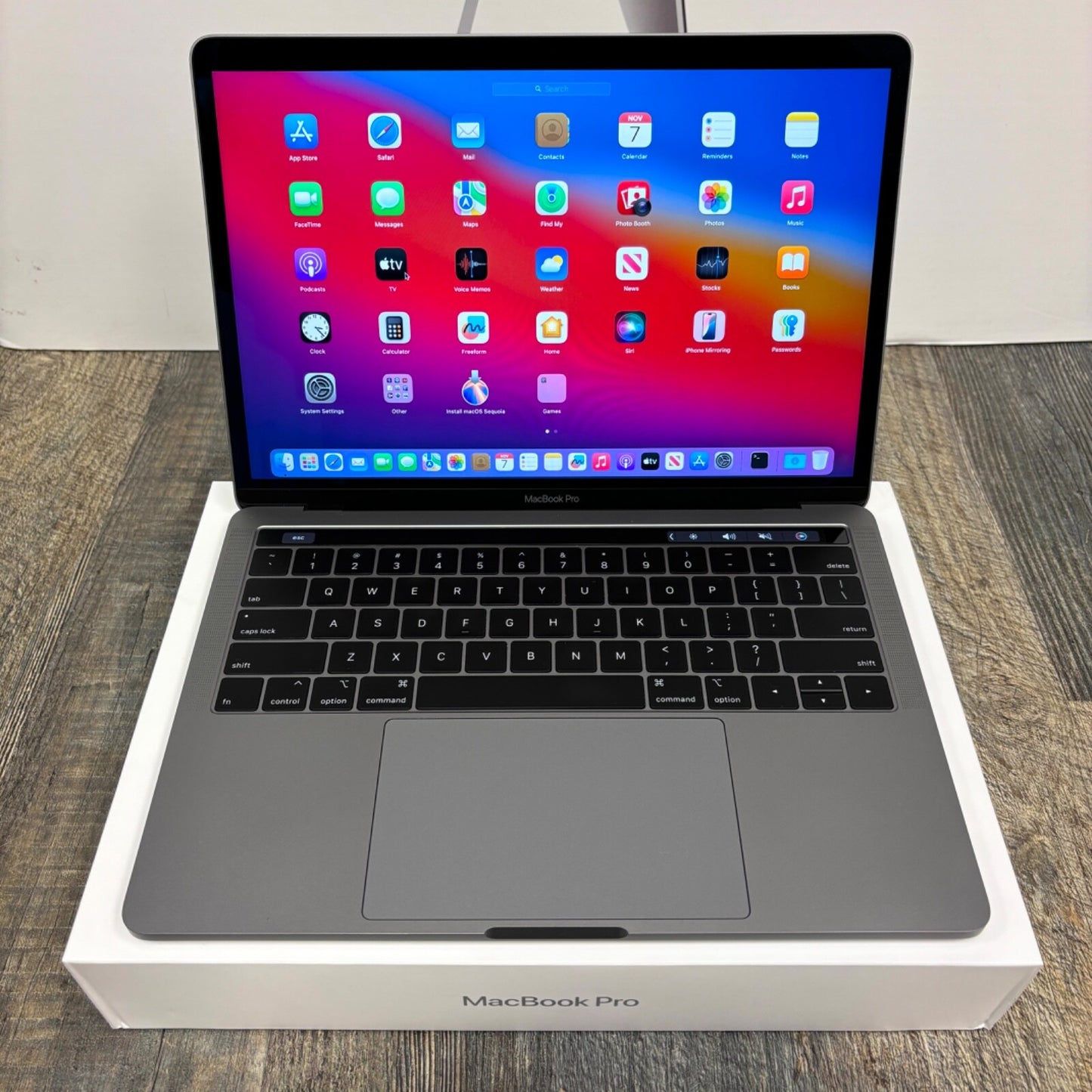 MacBook Pro 13" i5 16GB 256GB 2019